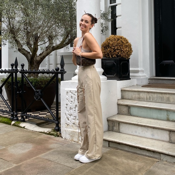 Sisters and Seekers lace up pants - Picture 4 of 6